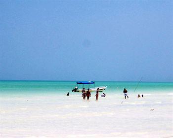 Отель Wayak Holbox Экстерьер фото